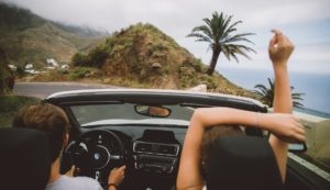 Vivere alle Canarie girando in Macchina